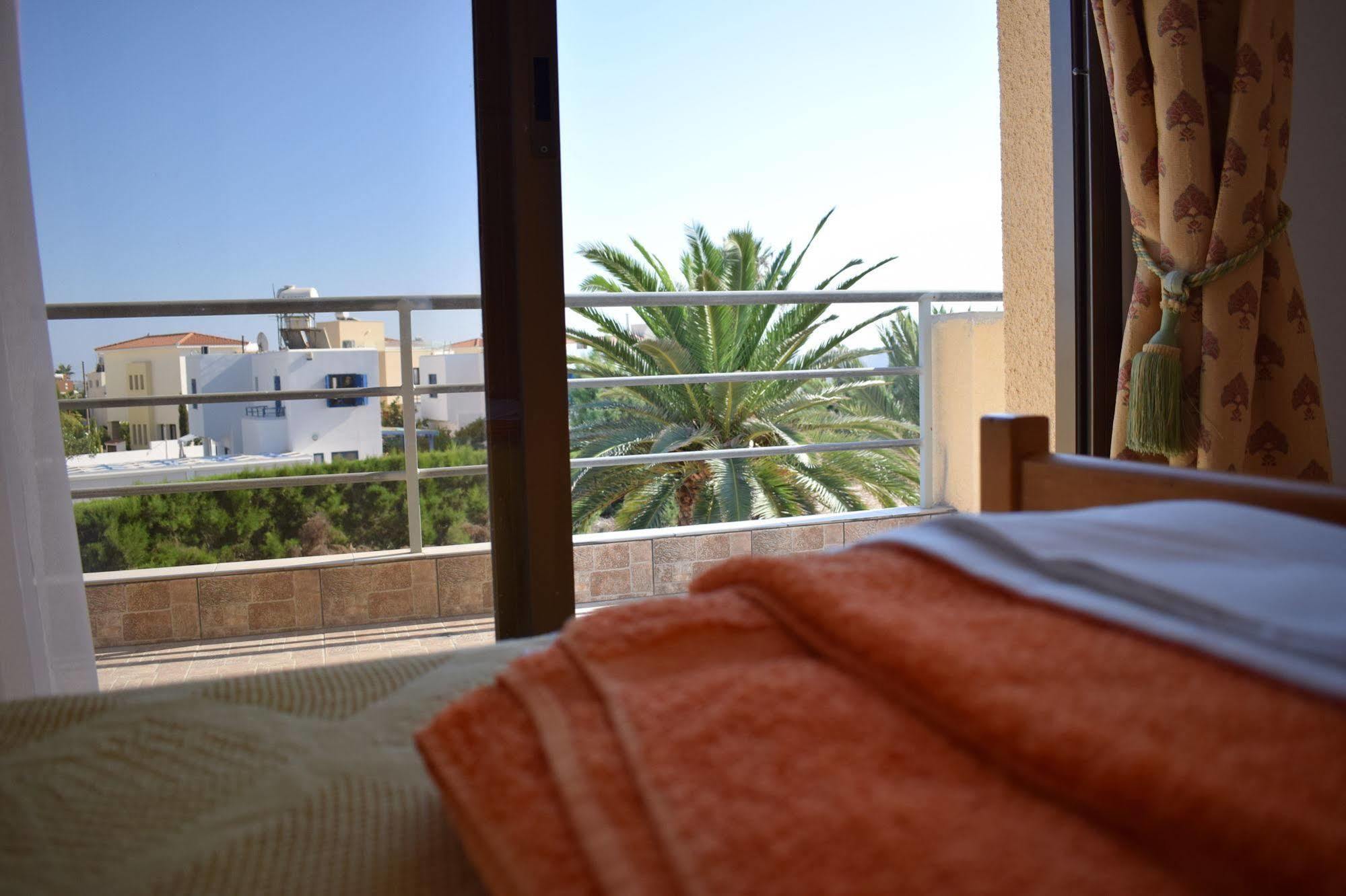 Dimma Seaside Houses Paphos Ngoại thất bức ảnh